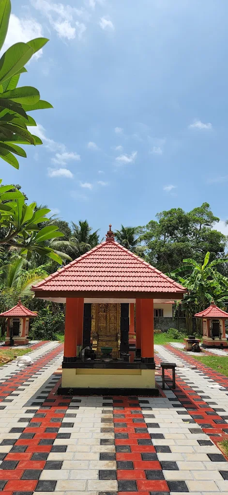 Mudavandoor Devi Temple Kerala traditional architecture