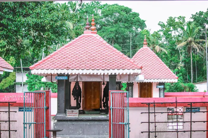 Arayakulangara Sree Durga Devi Temple  entrance Alappuzha