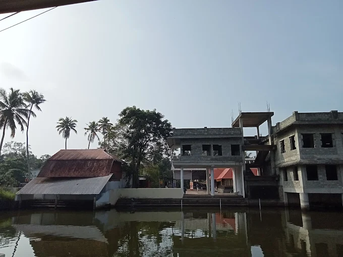 Maruthorvattom Sri Dhanwanthari Temple  entrance Alappuzha