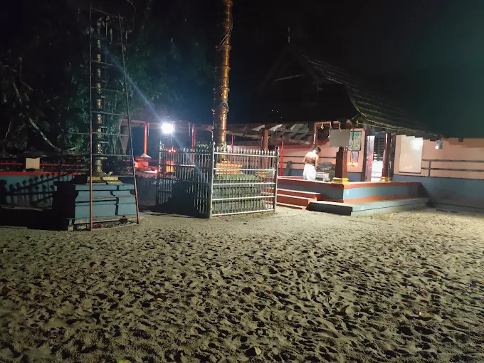 Thirunagamkulangara Sri Mahadeva Temple Alappuzha front view