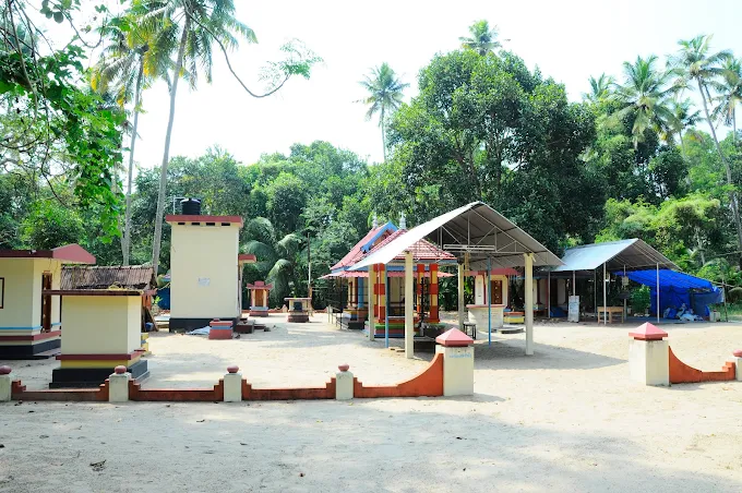 Sree Kandakarna Swami Temple Kerala traditional architecture