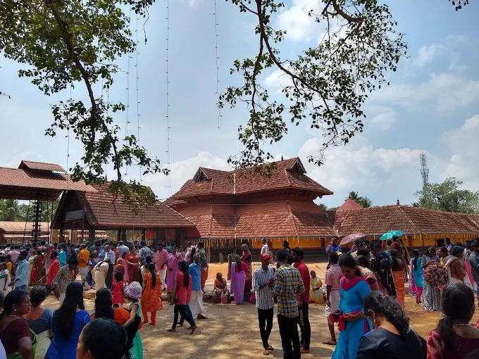 Thrikkuratti Mahadeva Temple Alappuzha front view