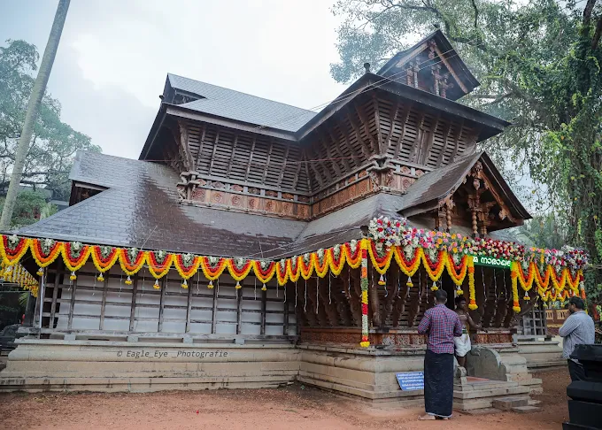 Sri Kuttikkattu Devi Temple Kottayam temple view