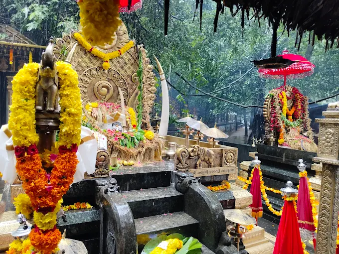 Sree Kallely Oorali Appooppan Kavu main temple view, Pathanamthitta