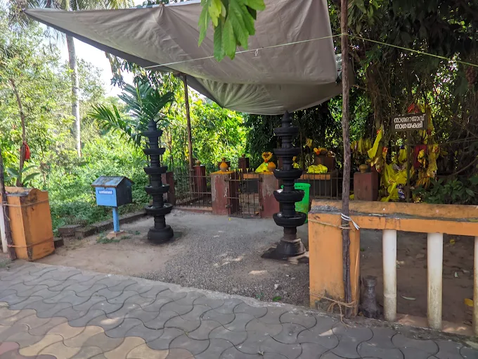 Thazhoor Bhagavathy Temple Vazhamuttom Vallicode Pathanamthitta entrance