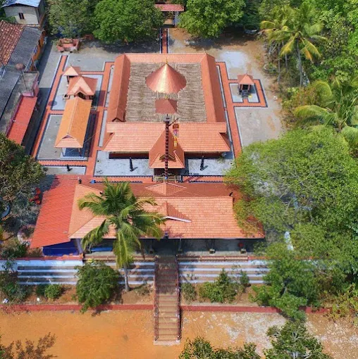 Elamannoor Sree Narayanapuram Mahavishnu Temple main temple view, Pathanamthitta