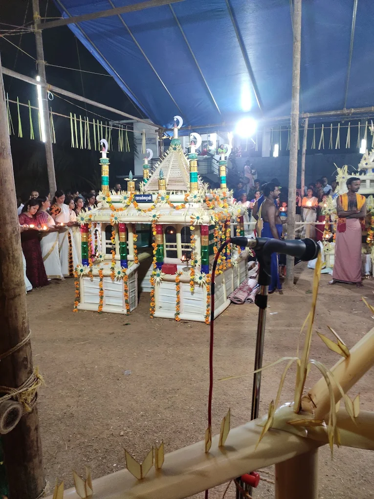 Kavilakkad Sree Durga Devi Temple Thrissur scenic view Kerala