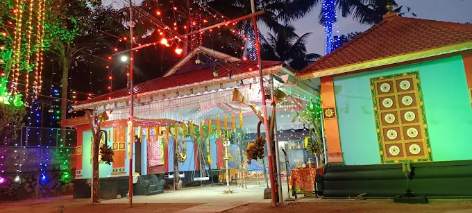 Moolayil Sree Annapoorneswari Madan Temple Kerala traditional architecture