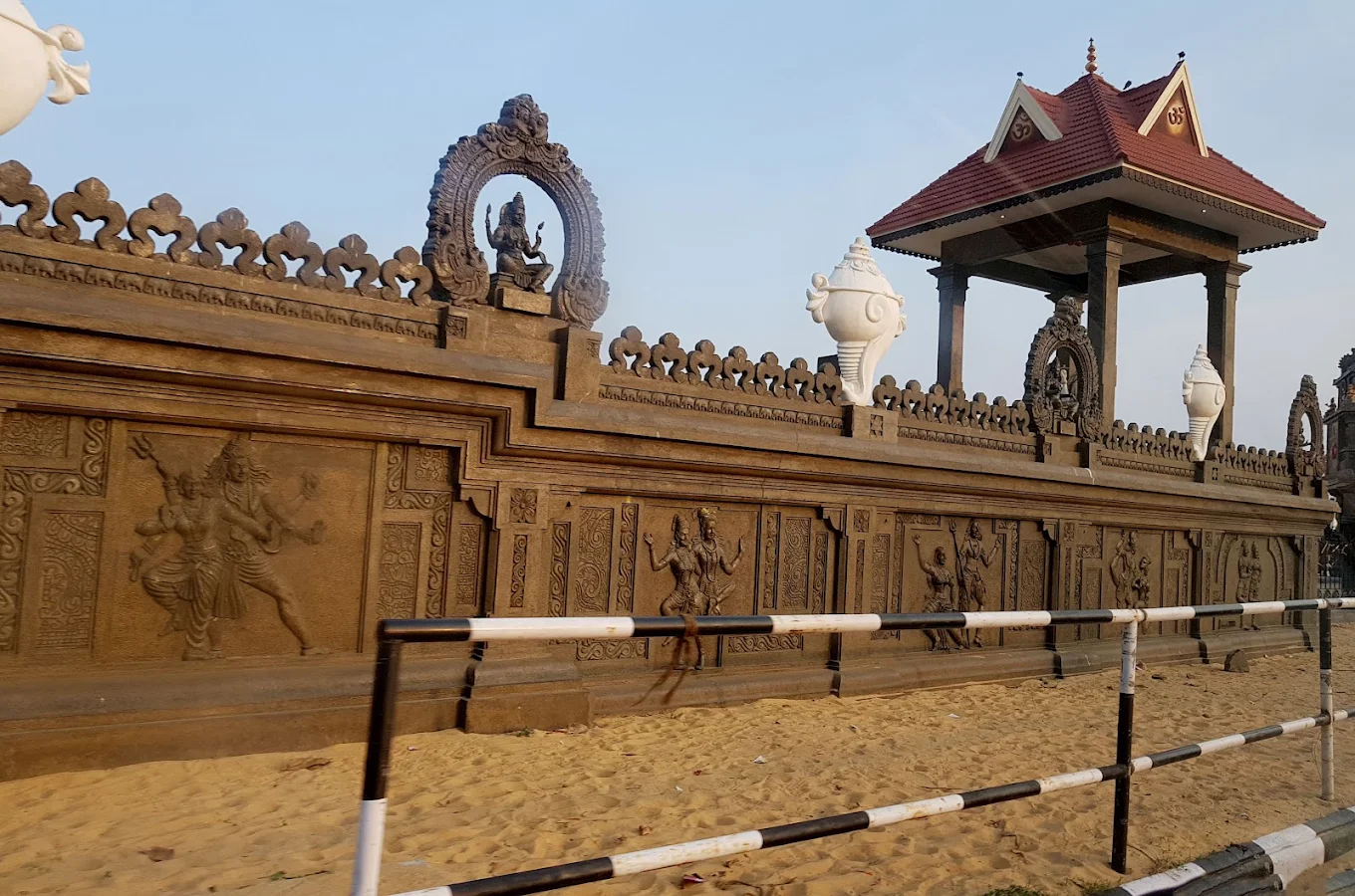 Shangumugham Devi Temple Thiruvananthapuram festival scene